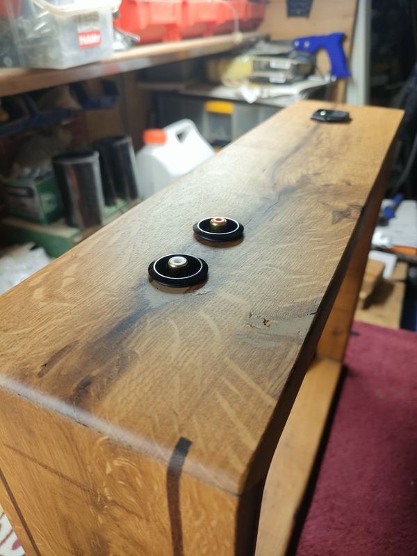 Thorens TD 160 — Plinto in rovere massello in laboratorio, prese RCA
